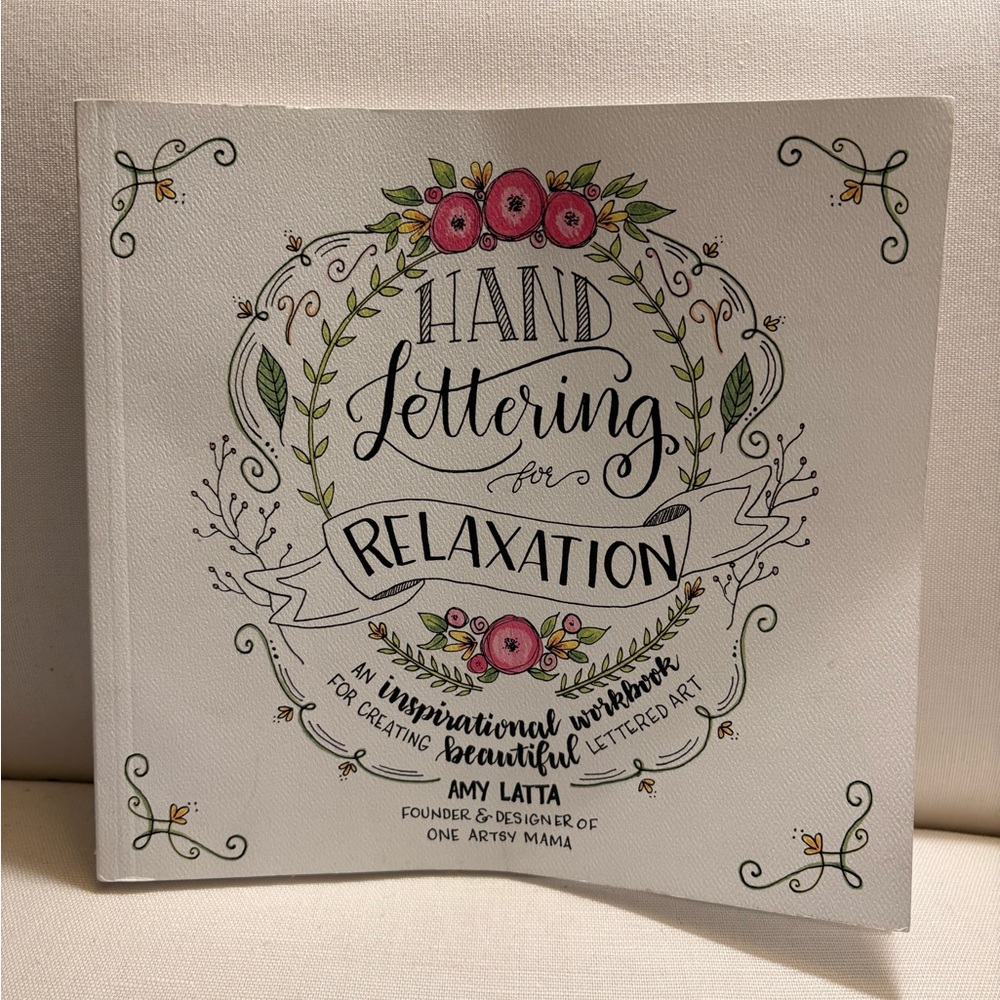 Hand Lettering for Relaxation Art Book